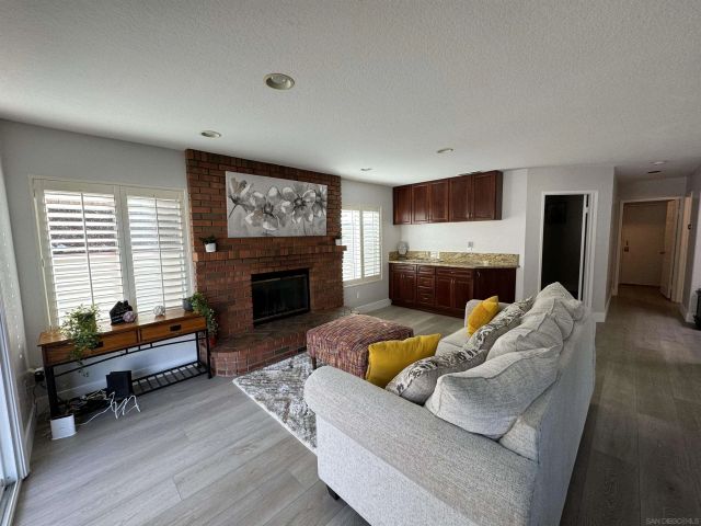 13871 Bruyere Ct, San Diego, CA 92129