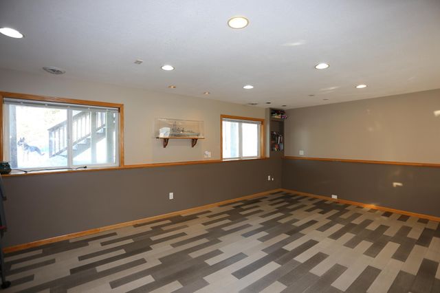 710 Isanti Parkway NW, Isanti, MN 55040