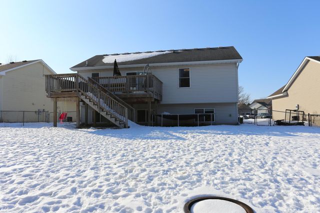 710 Isanti Parkway NW, Isanti, MN 55040