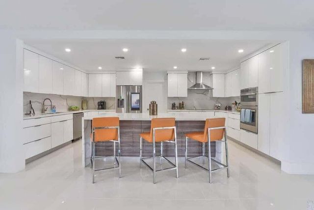 1631 Poinsettia Drive, Fort Lauderdale, FL 33305