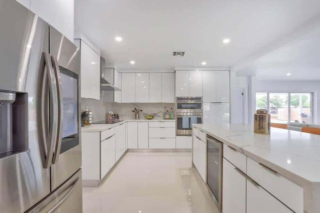 1631 Poinsettia Drive, Fort Lauderdale, FL 33305