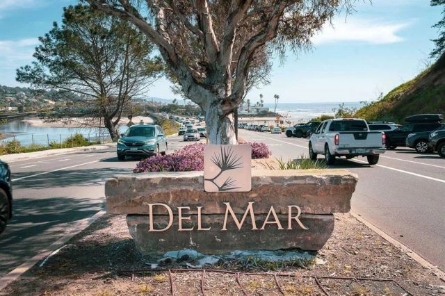 1060 America Way, Del Mar, CA 92014