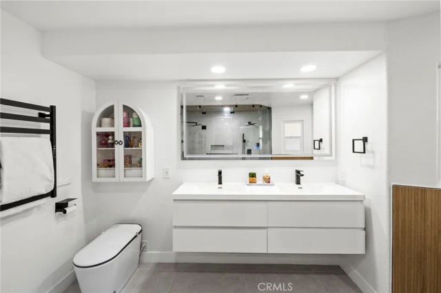 22731 Canyon Lake Drive, Canyon Lake, CA 92587