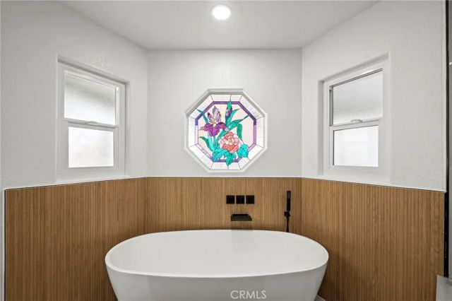 22731 Canyon Lake Drive, Canyon Lake, CA 92587