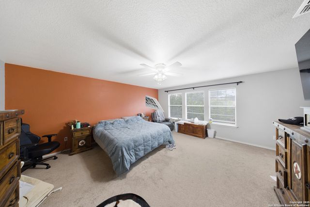 10136 Del Lago, San Antonio, TX 78245