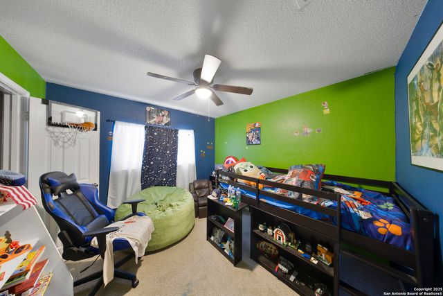 10136 Del Lago, San Antonio, TX 78245