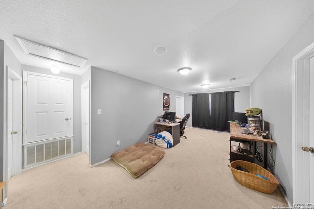 10136 Del Lago, San Antonio, TX 78245