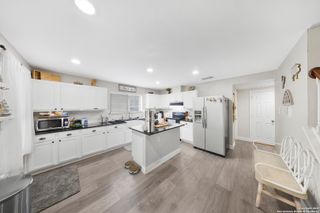 10136 Del Lago, San Antonio, TX 78245