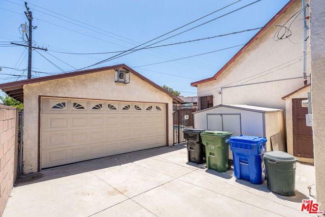 4906 E 59th Place, Maywood, CA 90270