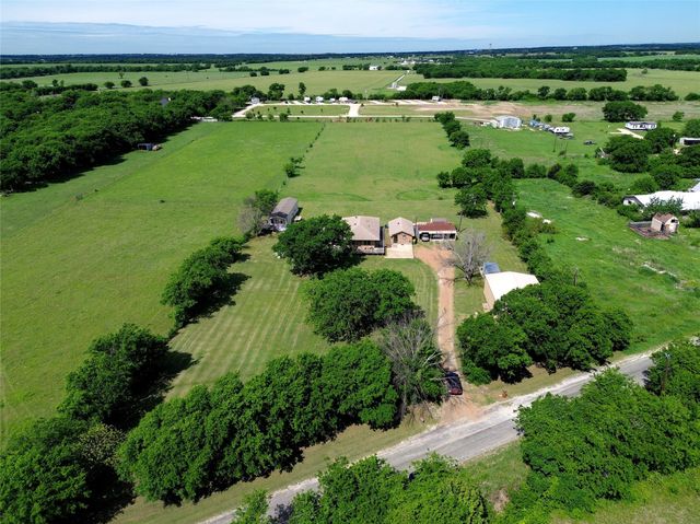 8983 W Odneal Road, Krum, TX 76249