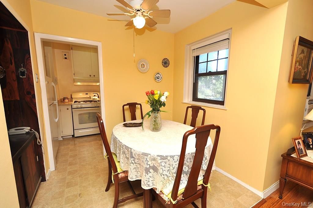 209 Garth Road 2M, Scarsdale, NY 10583 — photo 5
