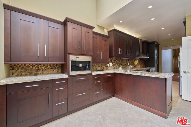 13078 Mindanao Way 314, Marina Del Rey, CA 90292