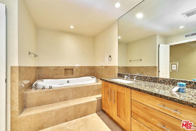 13078 Mindanao Way 314, Marina Del Rey, CA 90292