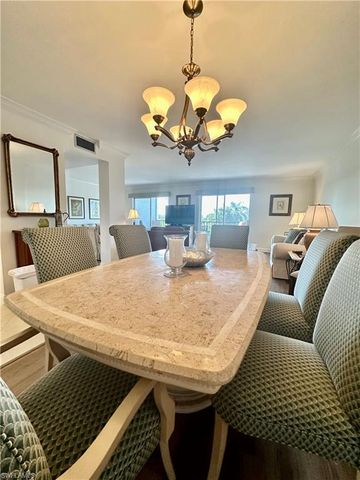 555 Park Shore DR B403, Naples, FL 34103