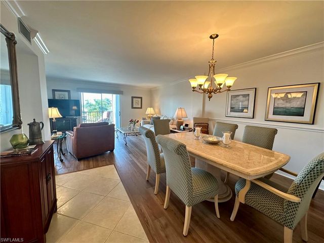 555 Park Shore DR B403, Naples, FL 34103