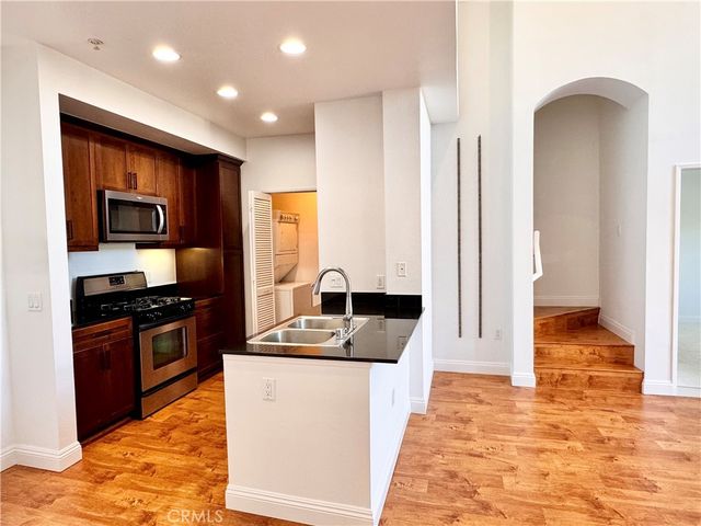 2423 Scholarship, Irvine, CA 92612