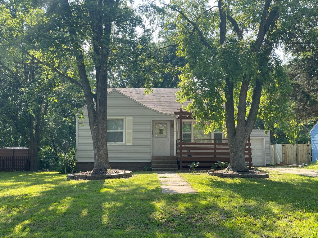 707 INDEPENDENCE ST, Columbia, MO 65203