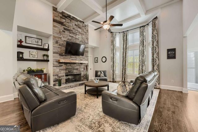 512 Black Horse Circle, Canton, GA 30114