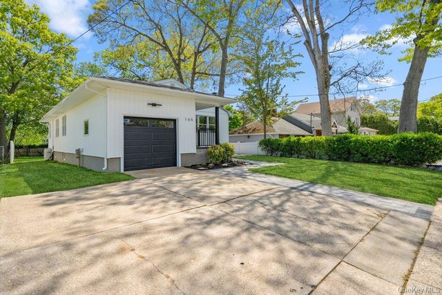 165 Livingston Avenue, Babylon, NY 11702