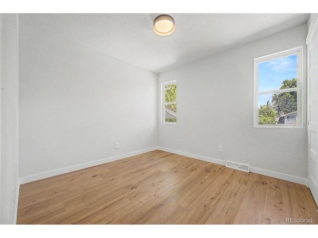 845 S Moore St, Denver, CO 80226