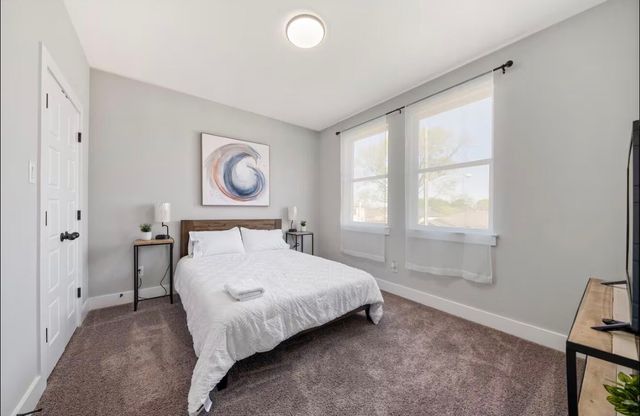 1942 Nomas Street, Dallas, TX 75212