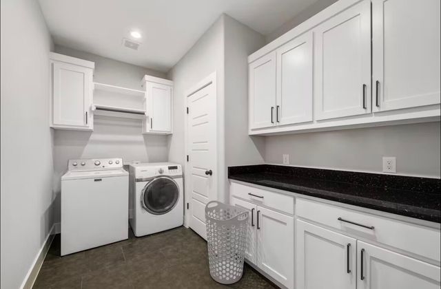 1942 Nomas Street, Dallas, TX 75212