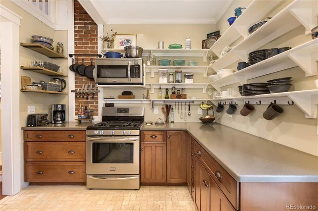 5736 S Bemis Street, Littleton, CO 80120