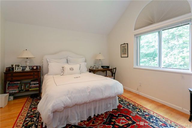 118 Stone Bridge Square 118, Chappaqua, NY 10514