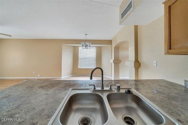 4053 TIERRA BRONCE Drive, El Paso, TX 79938