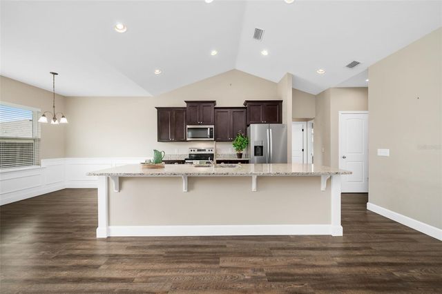 19033 NW 166TH AVENUE, High Springs, FL 32643