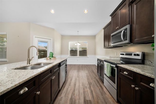 19033 NW 166TH AVENUE, High Springs, FL 32643