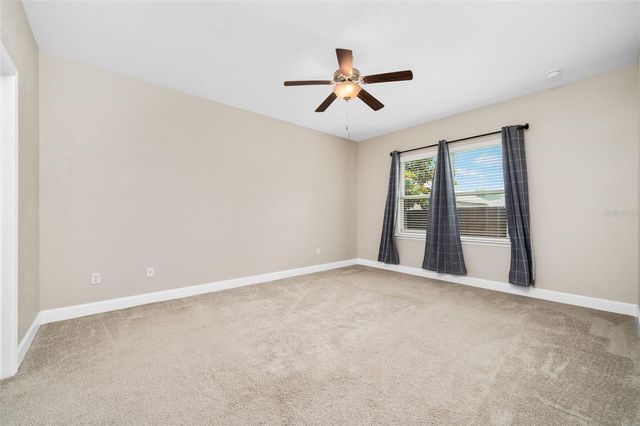 19033 NW 166TH AVENUE, High Springs, FL 32643