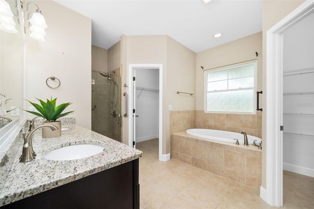19033 NW 166TH AVENUE, High Springs, FL 32643