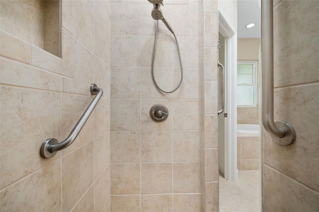 19033 NW 166TH AVENUE, High Springs, FL 32643