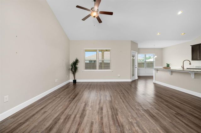 19033 NW 166TH AVENUE, High Springs, FL 32643