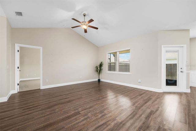 19033 NW 166TH AVENUE, High Springs, FL 32643