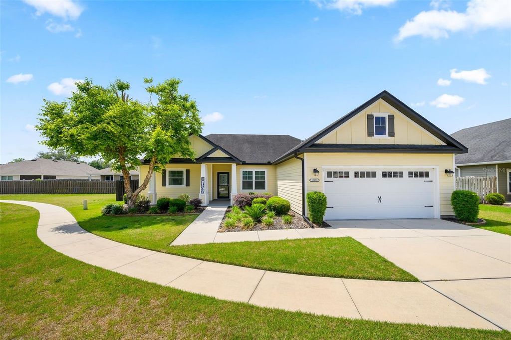 19033 NW 166TH AVENUE, High Springs, FL 32643