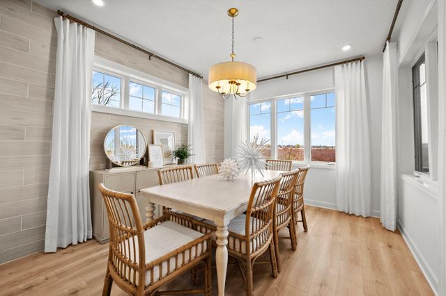 19318 Colonial Trail, Farmington, MN 55024