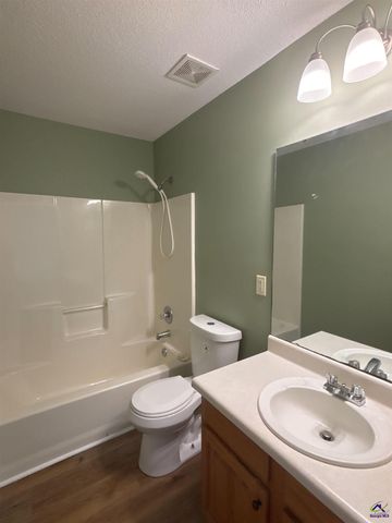 404 Dunmurry Pl, Warner Robins, GA 31093