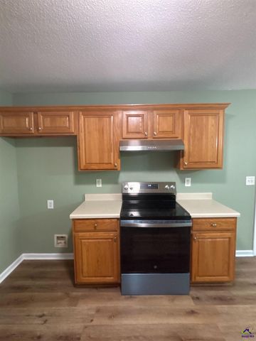 404 Dunmurry Pl, Warner Robins, GA 31093