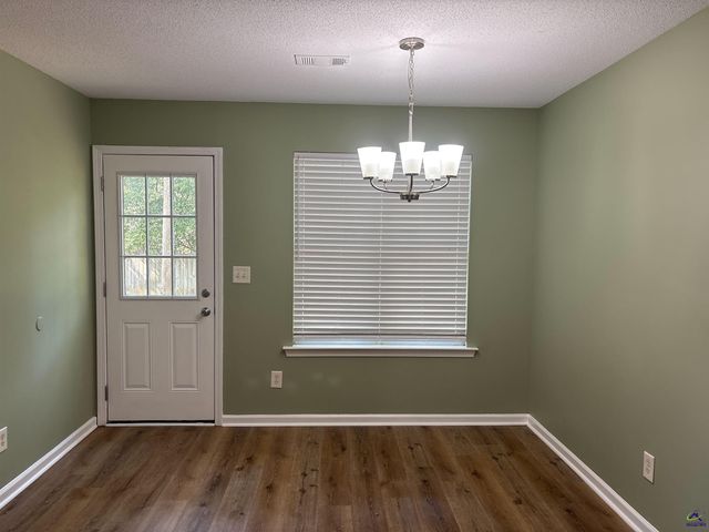 404 Dunmurry Pl, Warner Robins, GA 31093