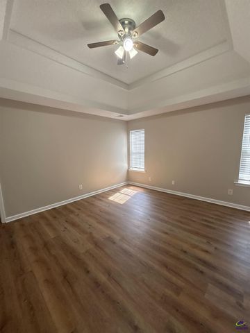404 Dunmurry Pl, Warner Robins, GA 31093