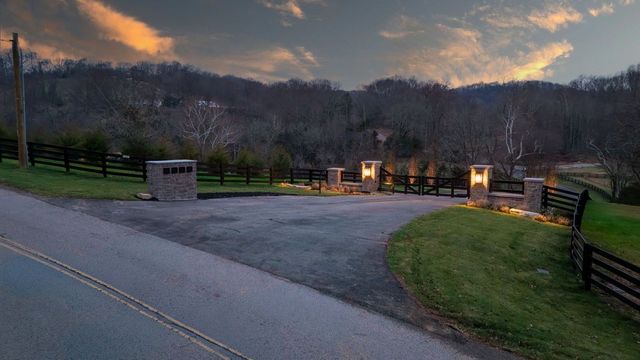 5006 Archer Springs Lane, Thompsons Station, TN 37179