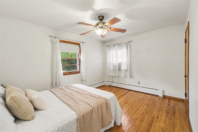 2162 Finsbury Lane, Grand Rapids, MI 49504