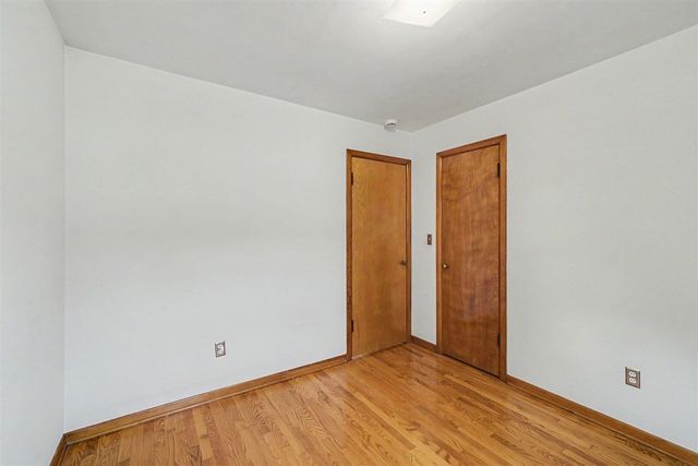 2162 Finsbury Lane, Grand Rapids, MI 49504