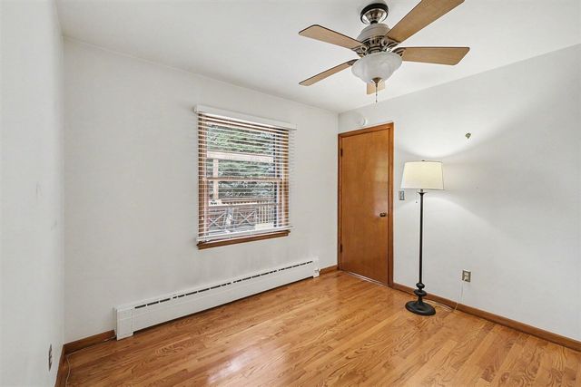2162 Finsbury Lane, Grand Rapids, MI 49504