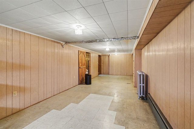 2162 Finsbury Lane, Grand Rapids, MI 49504