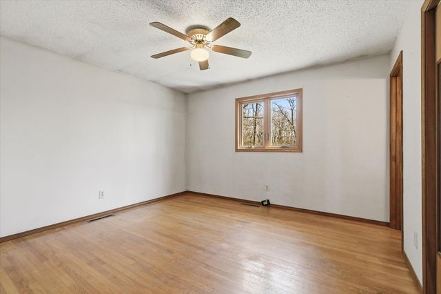 2754 Prairie Ridge Road, Ozark, MO 65721