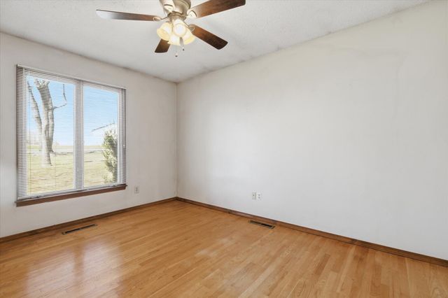 2754 Prairie Ridge Road, Ozark, MO 65721