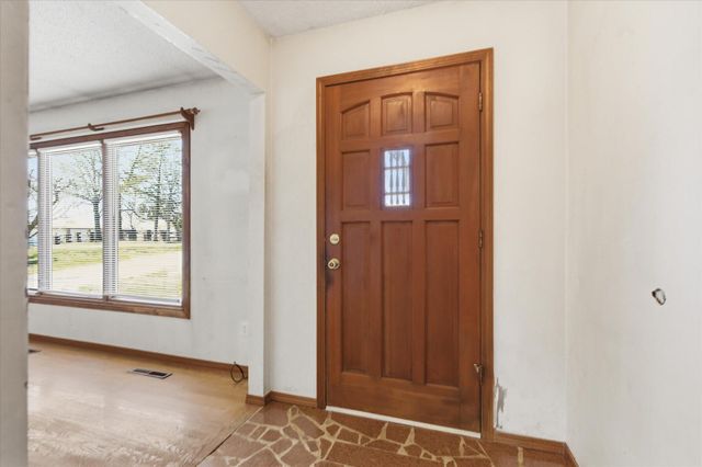 2754 Prairie Ridge Road, Ozark, MO 65721